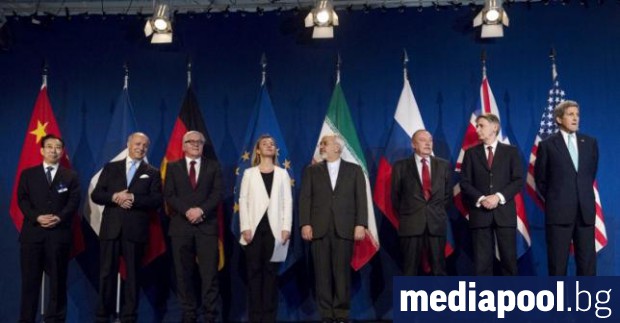 Така изглеждаха участниците в преговорите с Иран, когато през 2015