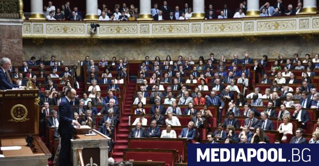 Френското национално събрание - долната камара на парламента, прие с