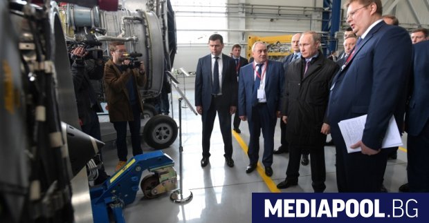 Президентът Владимир Путин на посещение в завод Сатурн Намерението на