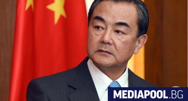 Китайският министър на външните работи Ван И Китай се надява