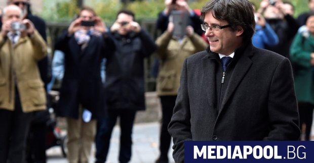 Карлес Пучдемон Испанското правителство се намеси в сряда за да