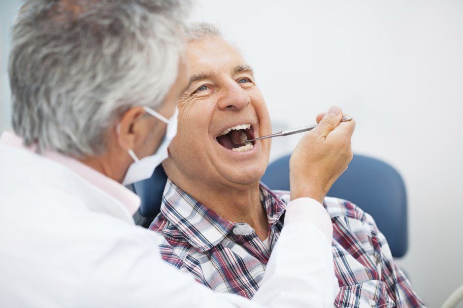 Стоматолози настояват НЗОК да покрива гъвкав пакет услуги за пациентите