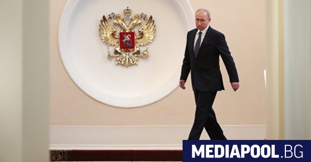 Владимир Путин Кремъл заяви че предложението на регионални депутати за