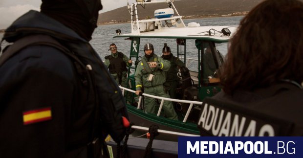 Залавяне на рекордно количество кокаин разтоварване на хашиш от кораб