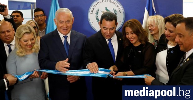 Президентът на Гватемала Джими Моралес и премиерът на Израел Бенямин