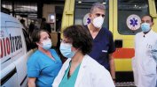 Неваксинираните в Гърция достигат над 10 пъти по-често до интензивните отделения