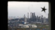 ОПЕК+ остави непроменени нивата на добив в очакване на новите санкции срещу руския петрол