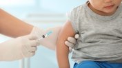 Обхватът на децата със задължителните ваксини се повишава след критичния спад