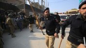 Най-малко 20 загинали и 96 ранени при атентат в джамия в Пакистан