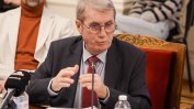 Хинков няма да подава оставка, но и шефът на "Пирогов" "изглежда", че няма