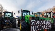 Земеделци затрудняват движението по пътищата в Белгия, трактори стигнаха до Брюксел