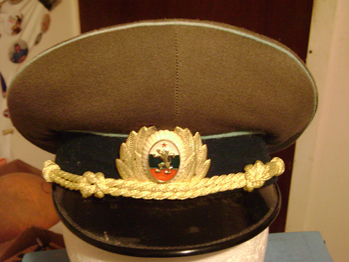 военни военна шапка