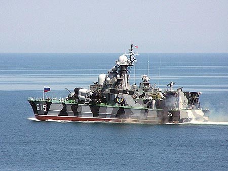 Руски военен кораб в Черно море