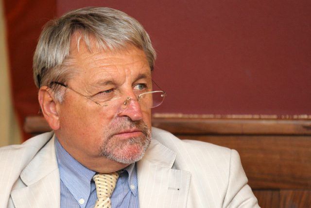 Иван Хиновски