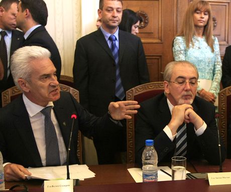 Волен Сидеров, Лютви Местан, КСНС