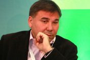 Иван Кръстев