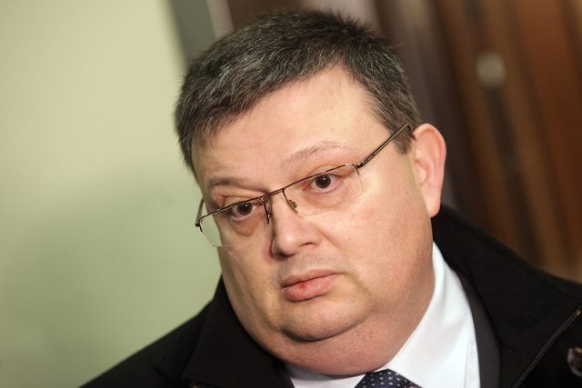 Сотир Цацаров