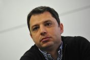 Делян Добрев