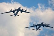 Ту-95 бомбардировачи изтребители Русия