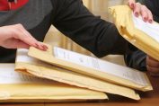 обществени поръчки документи бумаги бумащина чиновници