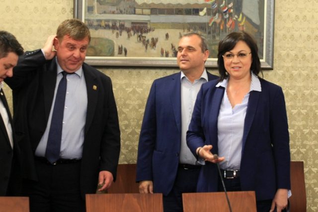 Красимир Каракачанов  Корнелия Нинова