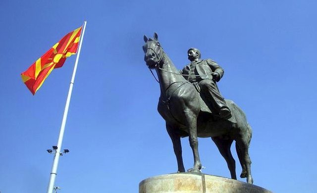 Гоце Делчев, паметник Скопие