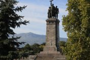паметник съветската армия софия графити задраскан