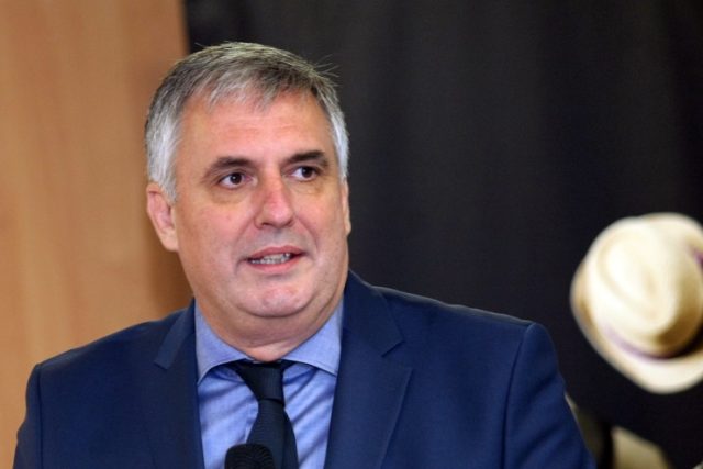 Ивайло Калфин