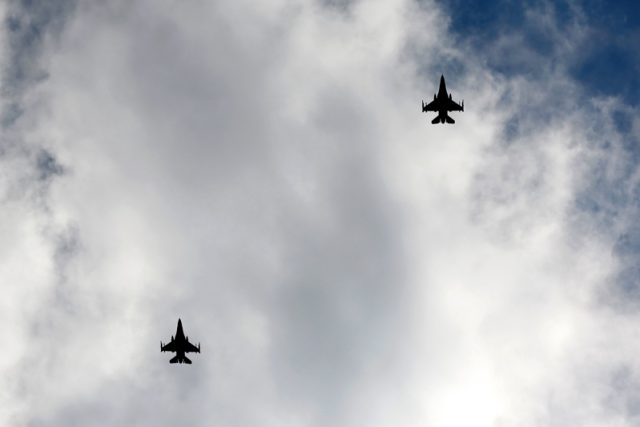 F 16, израел