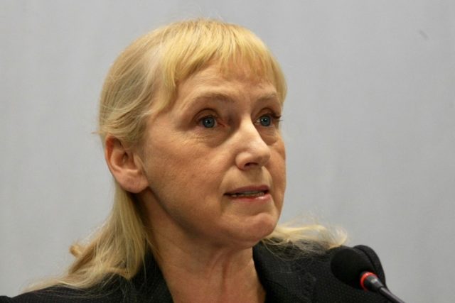 Елена Йончева