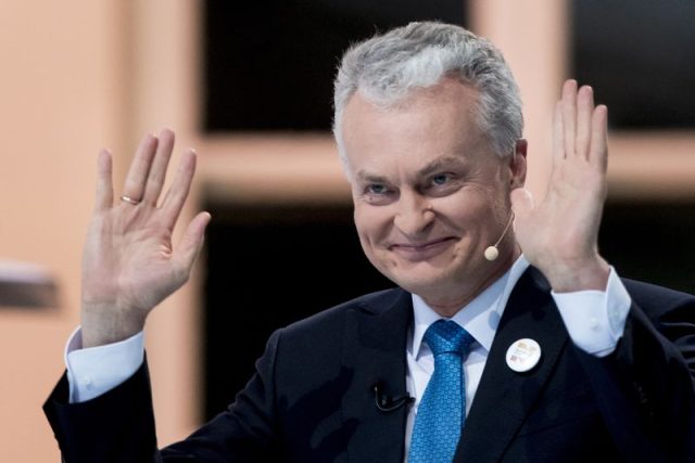 Икономистът Гитанас Науседа спечели президентските избори в Литва