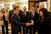 Цвета Караянчена Дмитрий Медведев