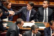 Италия парламент долна камара Джузепе Конте Ди майо