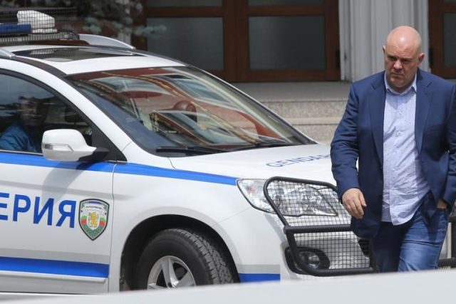 Иван Гешев