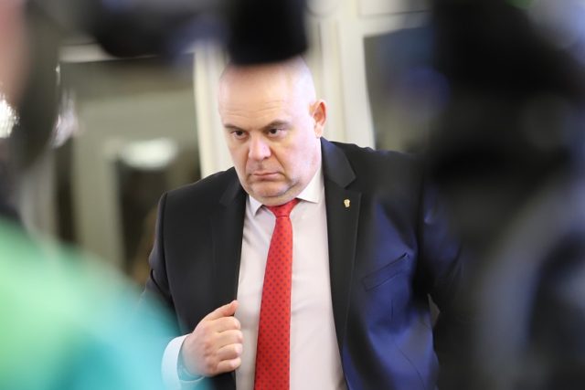 Иван Гешев