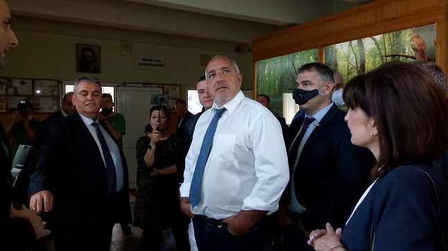 https://www.mediapool.bg/gal/89/orig_e9881ed67aa27da764b24231ad061161.jpg