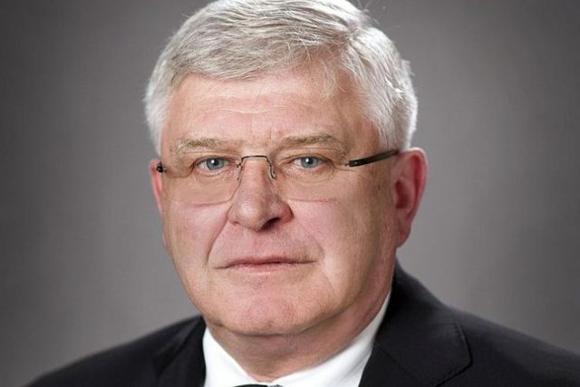 Кирил Ананиев