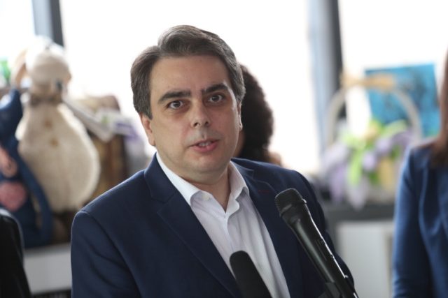 Асен Василев