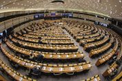 Европейският парламент, европарламент