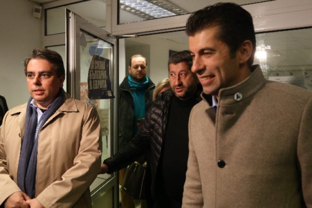 Продължаваме промяната Кирил Петков Асен Василев