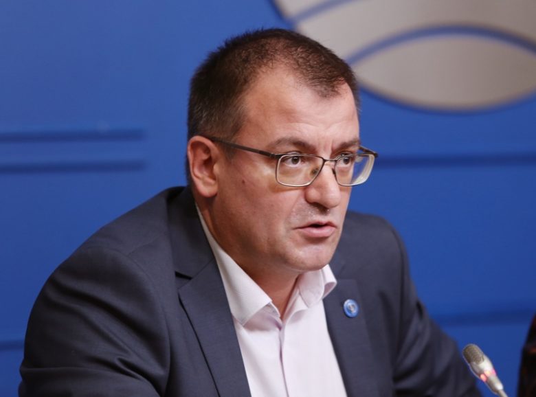 магистър-фармацевт Димитър Маринов