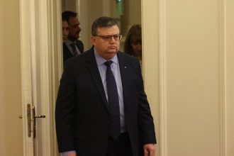 Сотир Цацаров