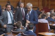 парламент спречкване