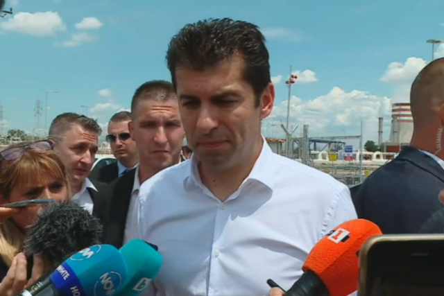 Кирил Петков