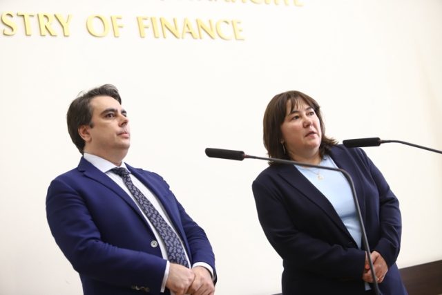 Асен Василев, Росица Велкова, предаване на властта