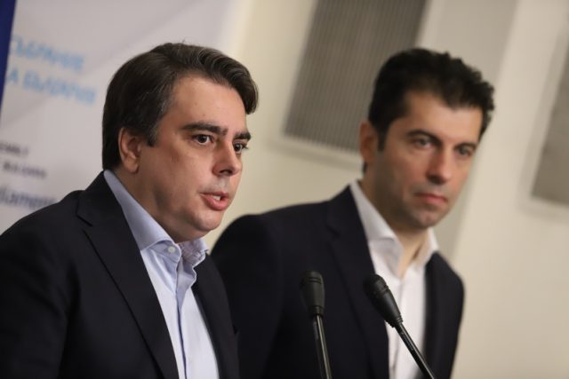 Асен Василев и Кирил Петков
