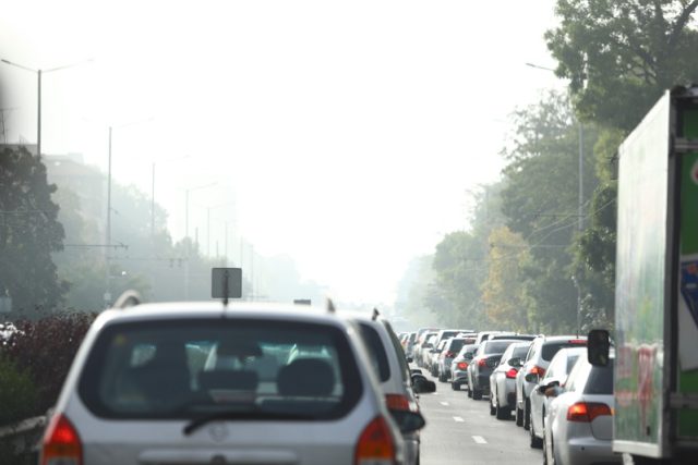 Задръстване, коли, катастрофа на Цариградско шосе, София