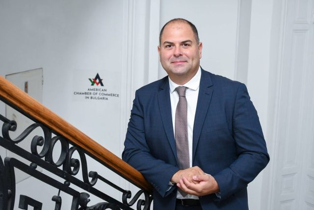 Иван Михайлов, АмЧам