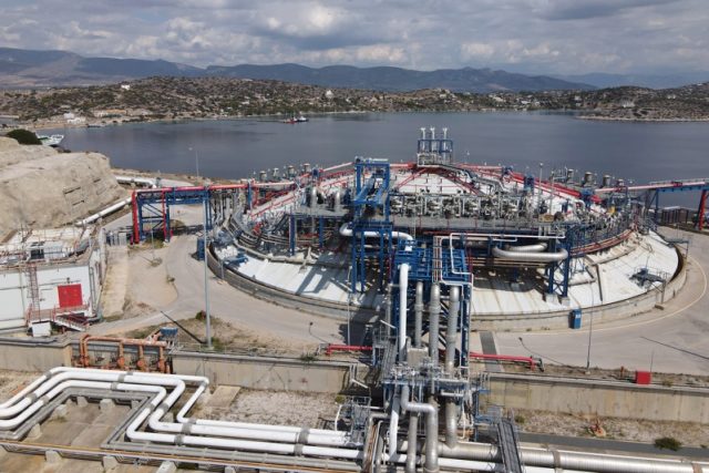 LNG терминал Ревитуса