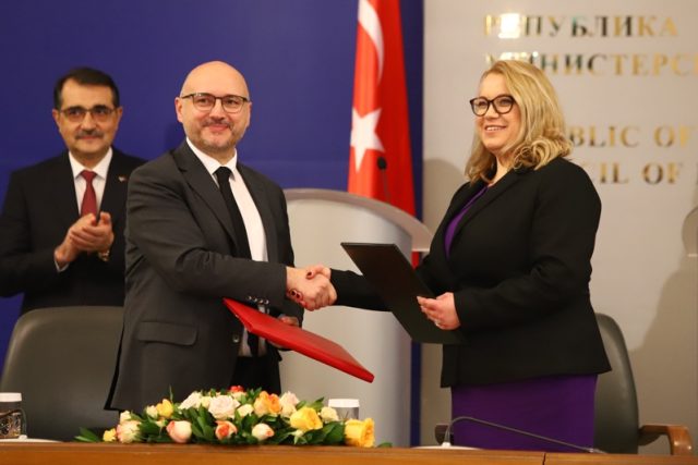 Деница Златева Бюрхан Йозджан подписване Боташ